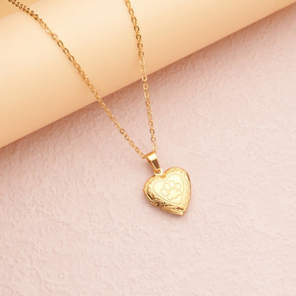 Gold footprint heart 22*19mm photo locket necklace with pendant and chain