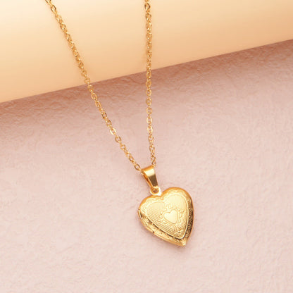 Gold heart in heart 22*19mm photo locket necklace with pendant and chain