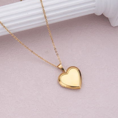 Gold small double heart 22*19mm photo locket necklace with pendant and chain