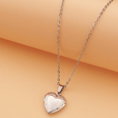 Silver small heart 01 22*19mm photo locket necklace with pendant and chain