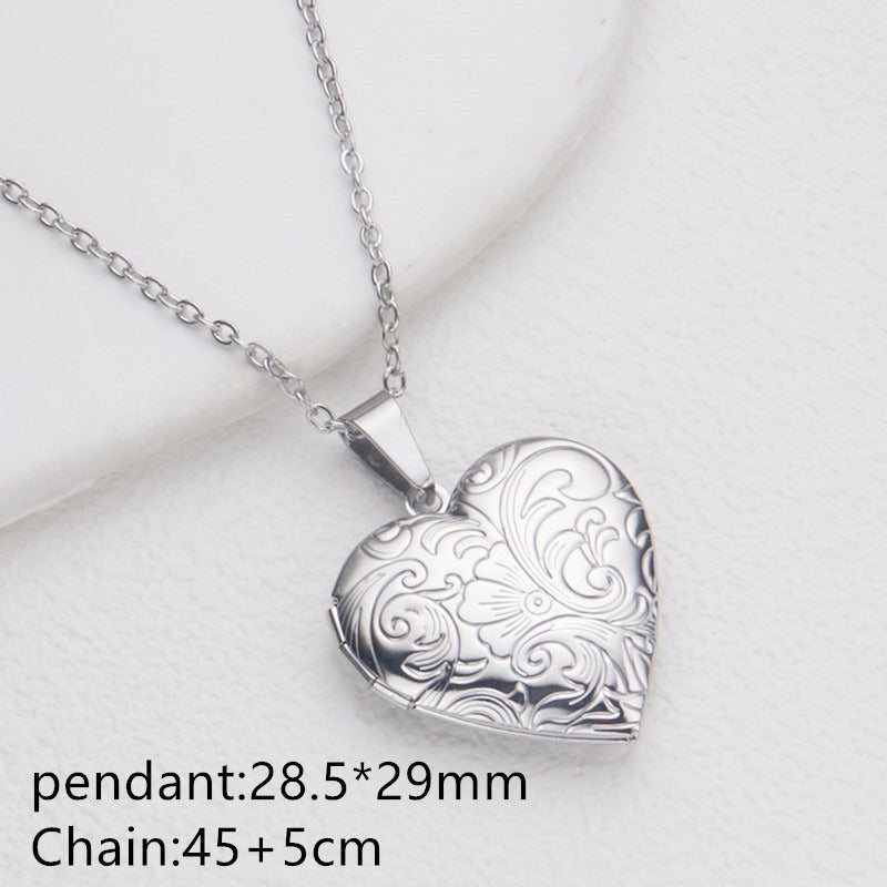 Silver wave heart photo locket necklace with pendant and chain