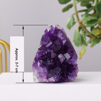 Small standing amethyst cluster with English size guide